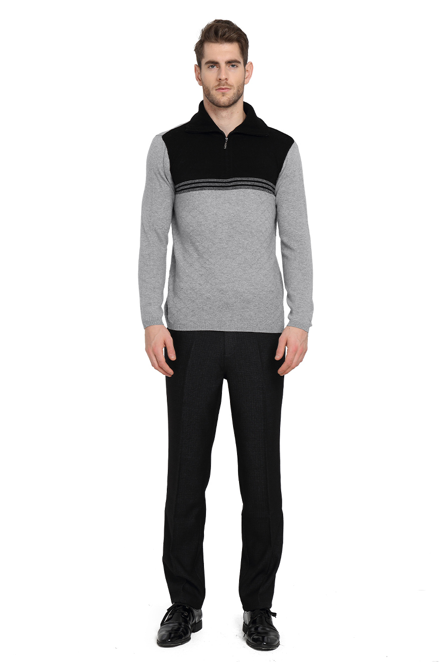 灰色拼接高领羊绒衫